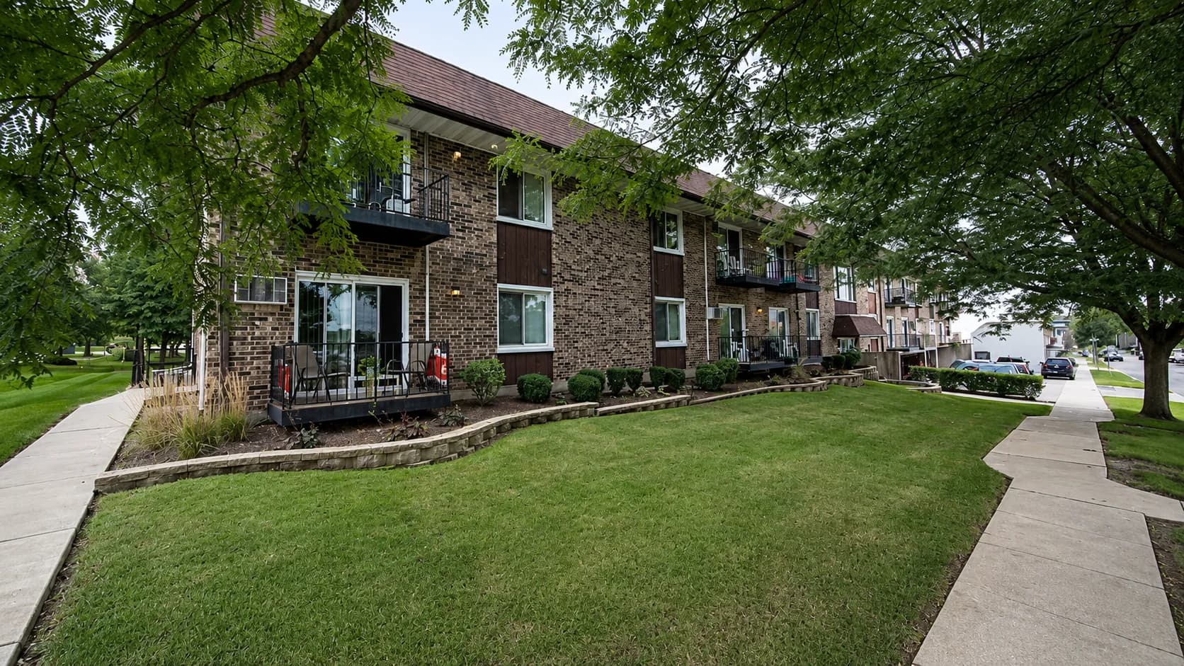 Lisle Place Apartments photos