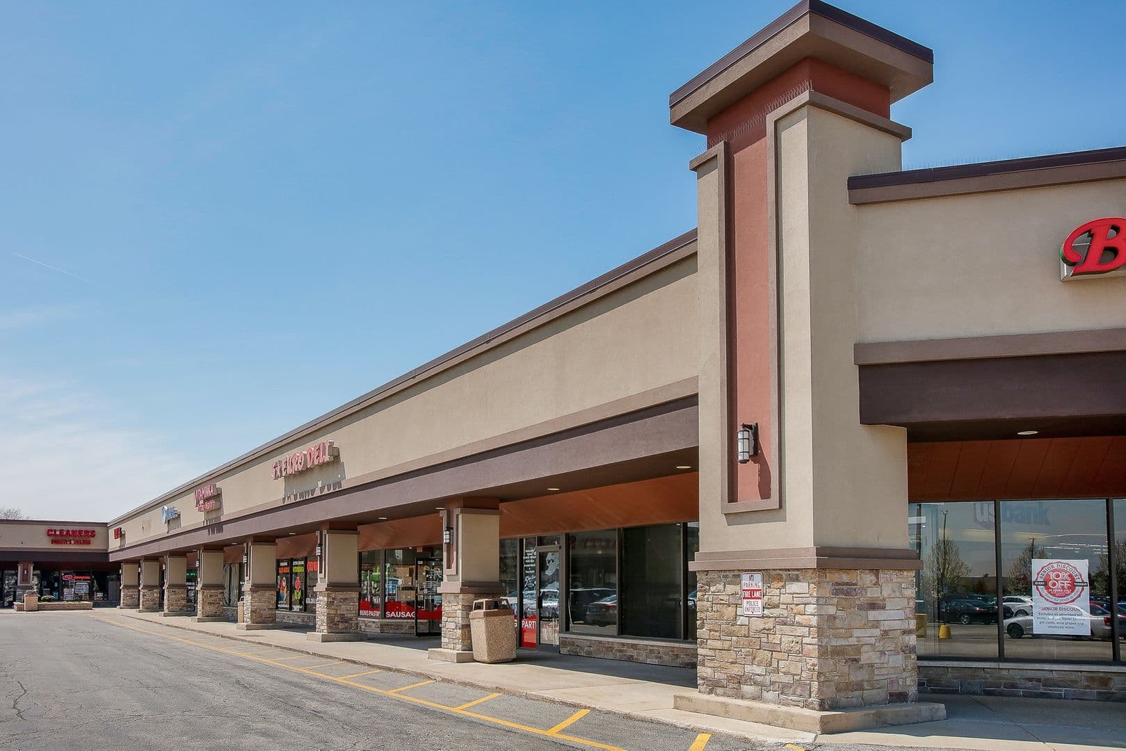 1800 sqft - Hanover Park, IL