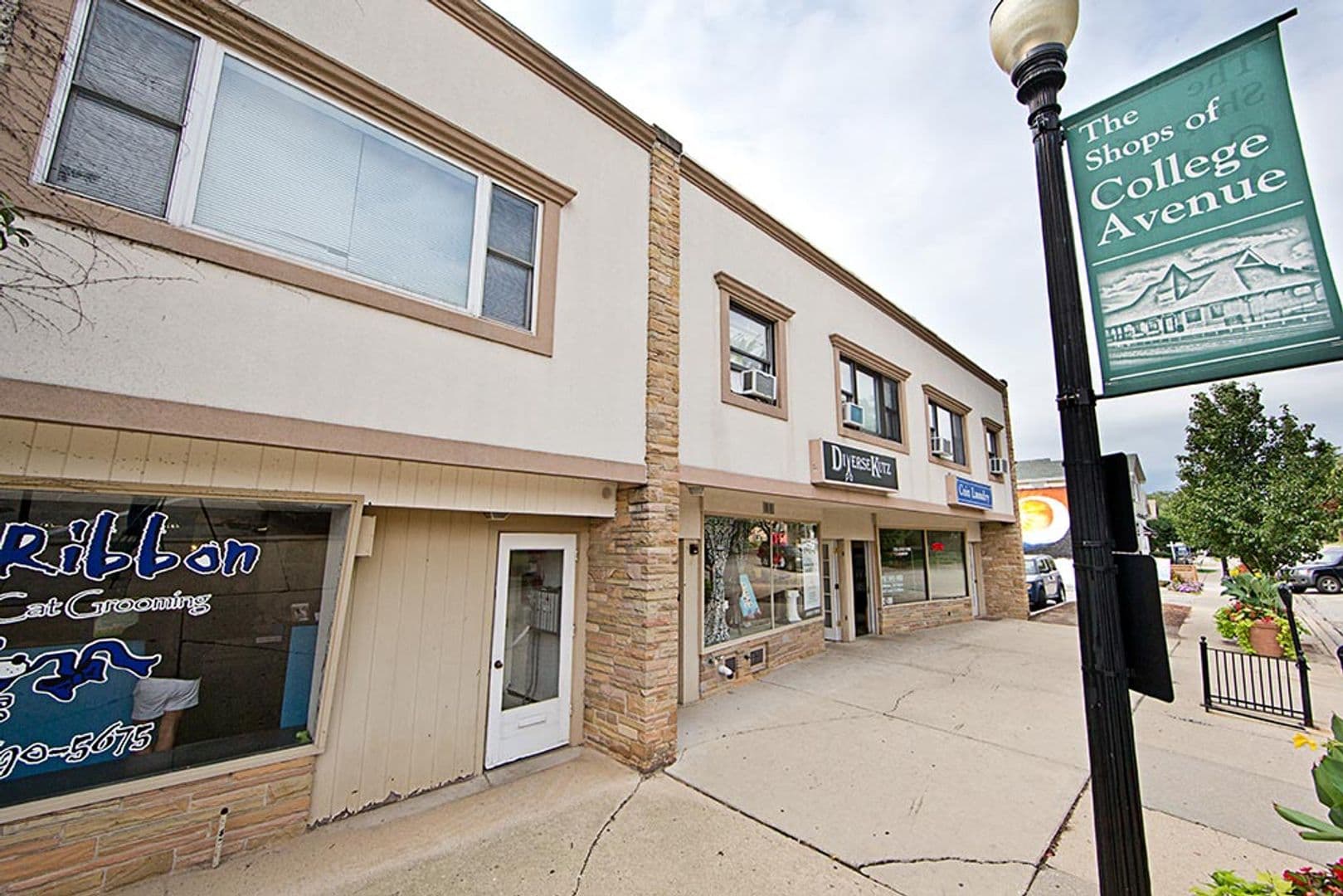 1 bd / 1 ba - Wheaton, IL