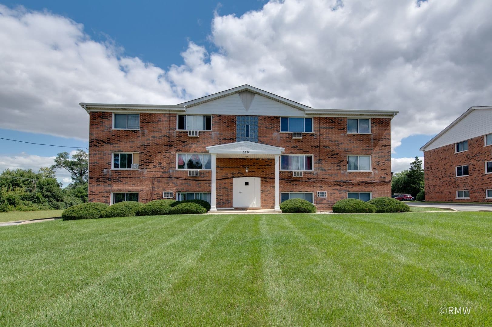 1 bd / 1 ba - Bensenville, IL