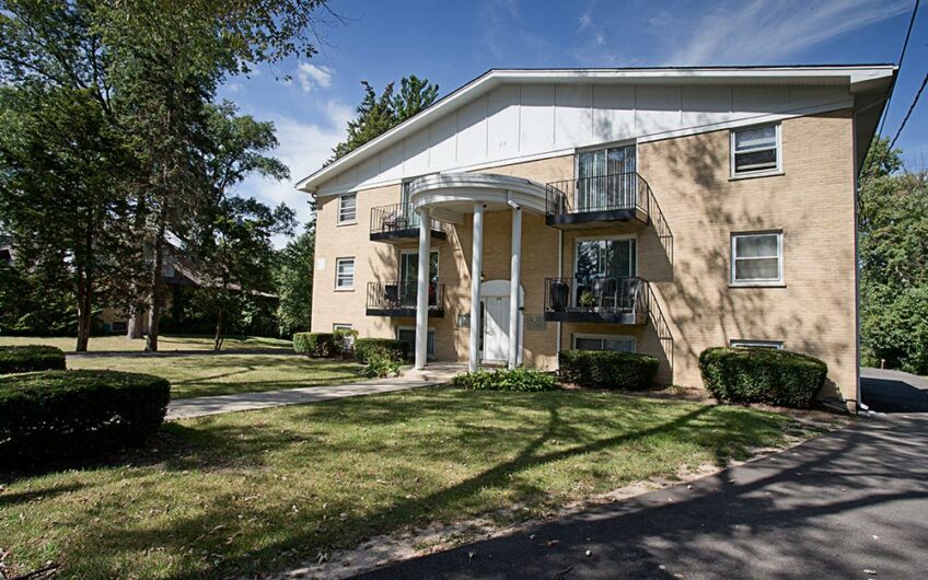 Prairieview Apartments – Addison