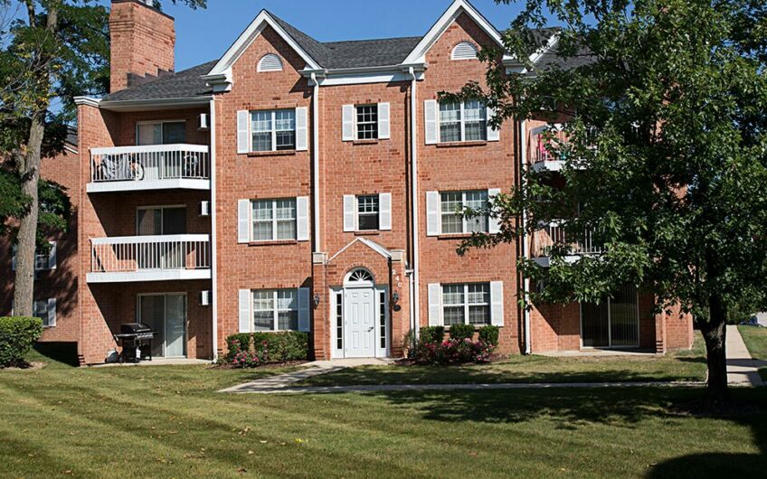 Steepleview Apartments – Itasca