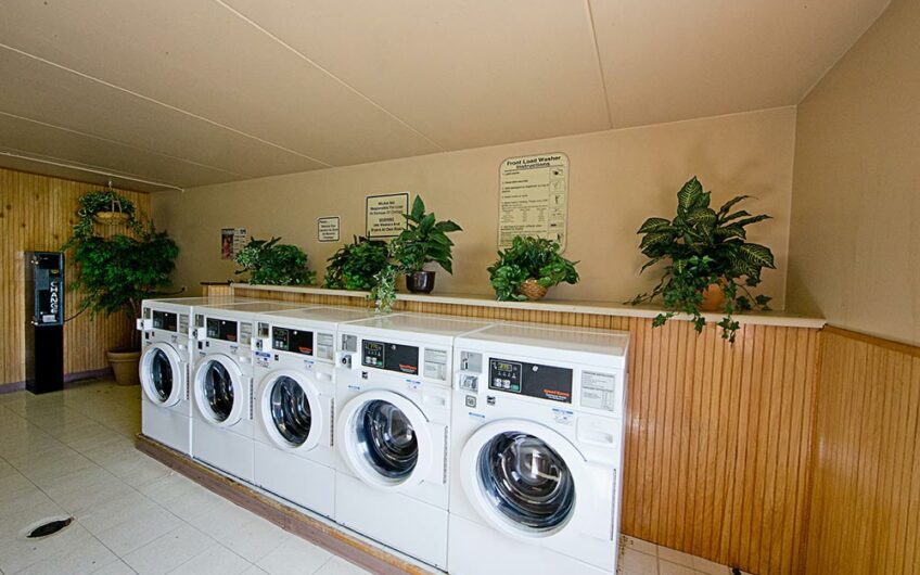 Country Club View Apartments – Itasca