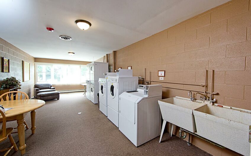 Lisle Place Apartments – Lisle