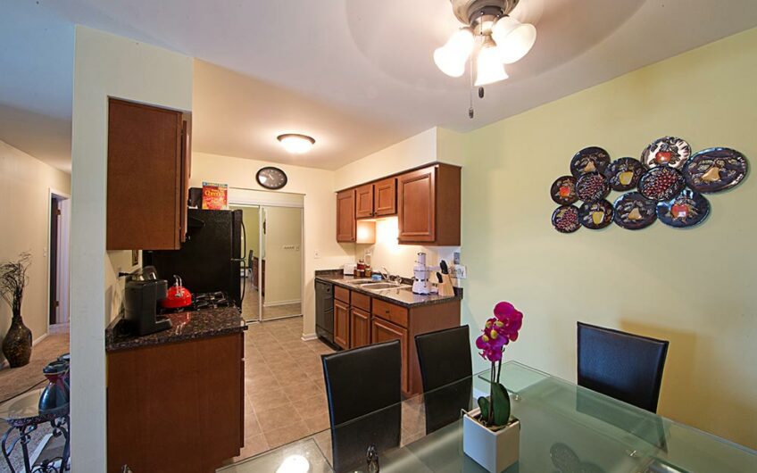 Lisle Place Apartments – Lisle
