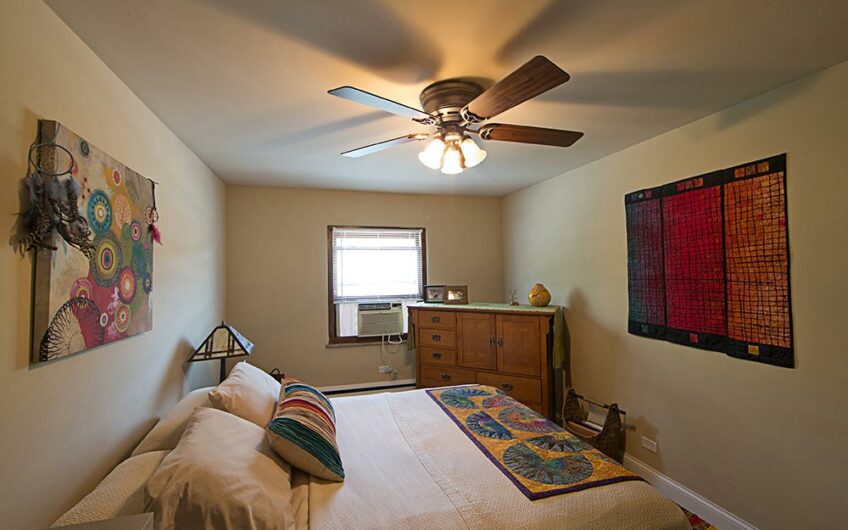 Wheaton Square Apartments – Wheaton