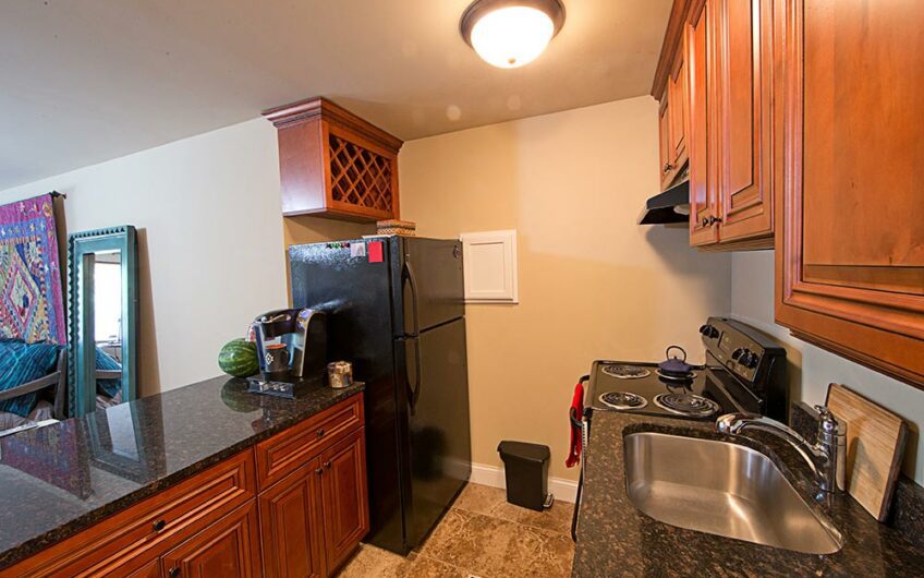 Wheaton Square Apartments – Wheaton